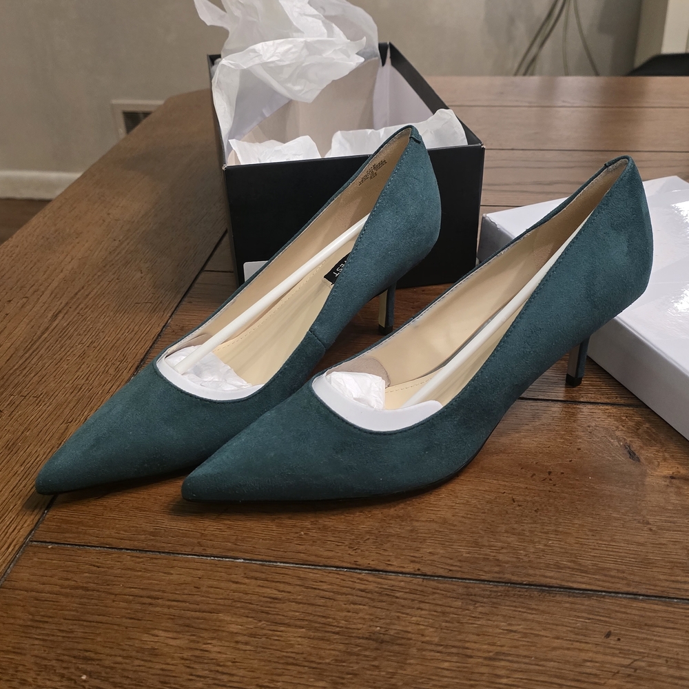 Elegant Green Women's Heels